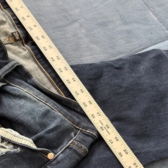 Judy Blue Women's Boyfriend Fit Jeans - Dark Blue - Picture 4 of 10